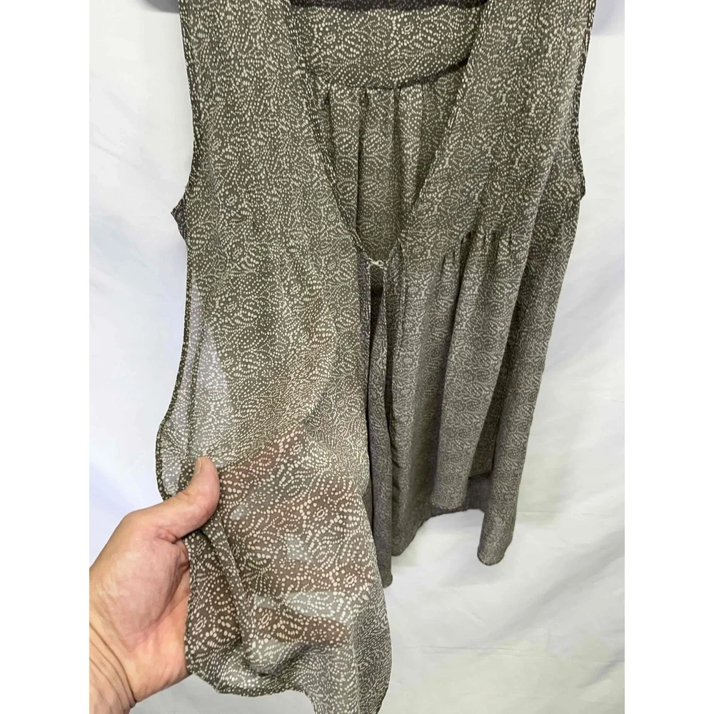 Cabi Sheer Printed Sleeveless Vest Brown/Tan‎ Front Clasp Lagenlook Tunic Medium